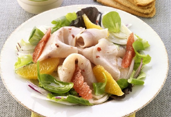 Carpaccio di spada marinato agli agrumi