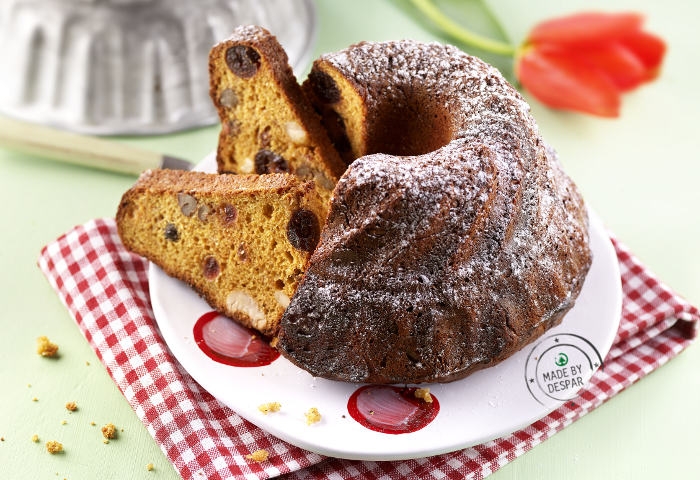 Ciambella alle ciliegie, anice stellato e frutta secca