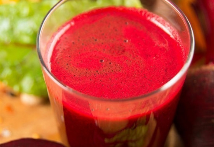 Cocktail di frutta verdura e zenzero