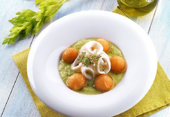 Combinazione di calamari e sedano...