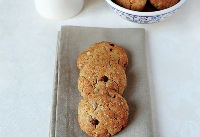 Cookies al muesli di farro con cioccolato