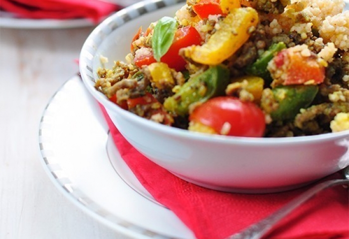Cous cous con verdure e bocconcini di manzo speziati