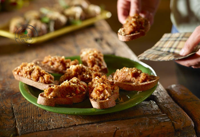 Crostini con topinambur alla paprica