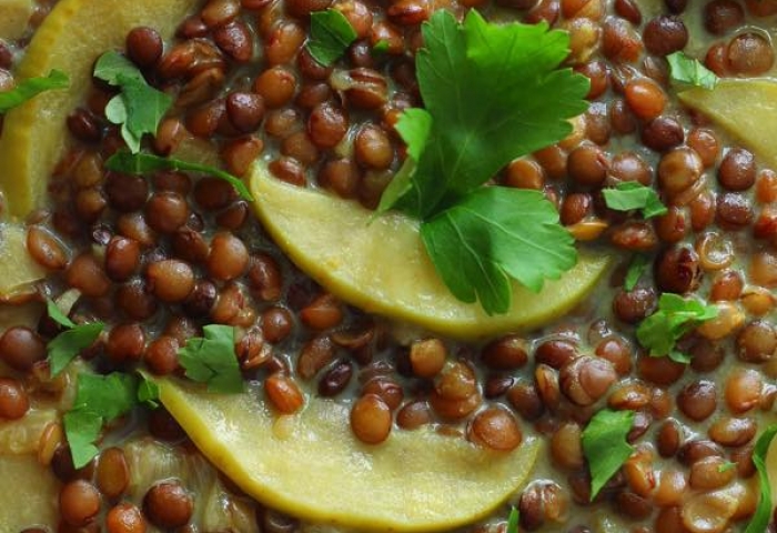 Curry di lenticchie con mela