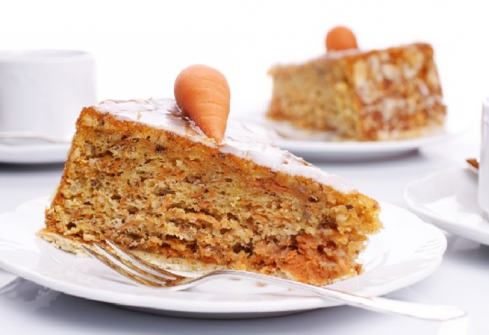 Dolce soffice di carote alle mandorle