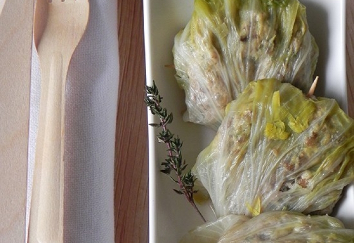 Fagottini di radicchio con patate, vitello ed uvetta