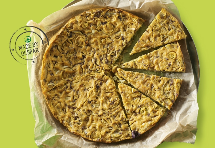 Farinata di lenticchie al radicchio, porro, curcuma e timo