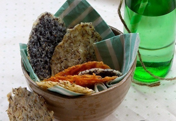 Finte chips di formaggio