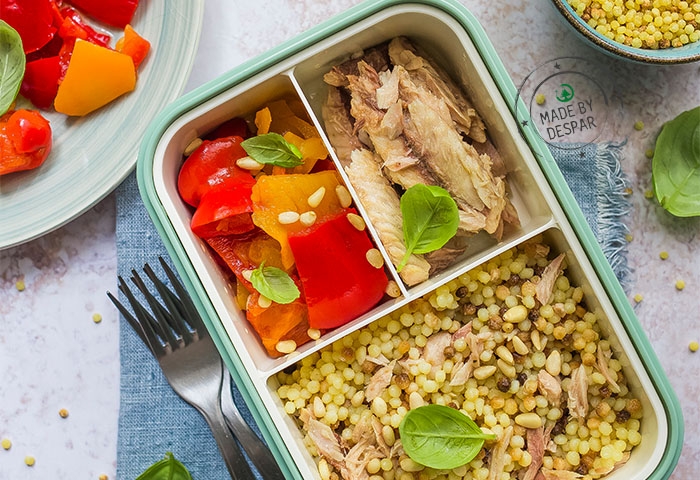 Fregola sarda con filetti di sgombro e peperoni in agrodolce