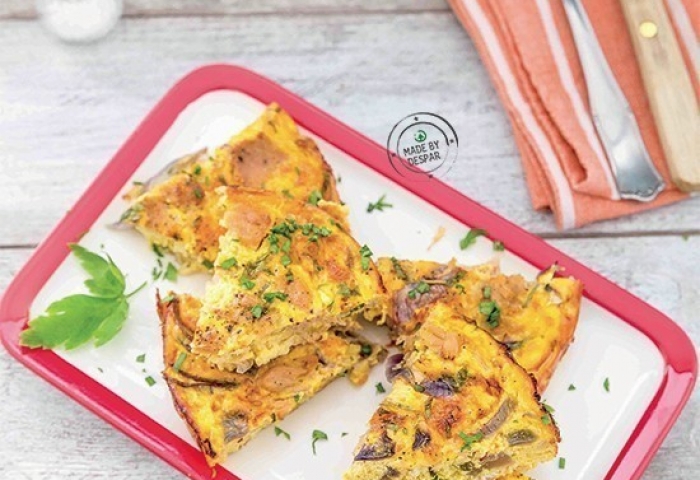 Frittata al forno con tonno, stracchino e cipolla rossa