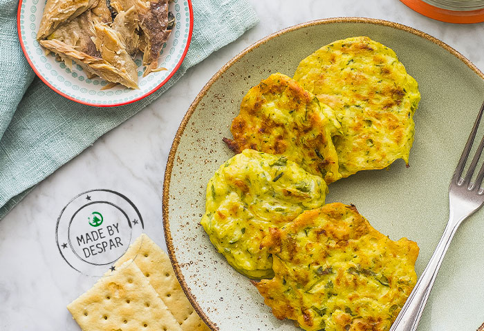 Frittelline salate con zucchine e sgombro