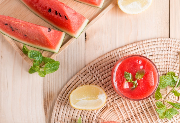 Frullato di anguria, cetriolo, prugne e limone