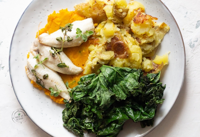 Gallinella su purea di zucca, patate croccanti e cavolo riccio