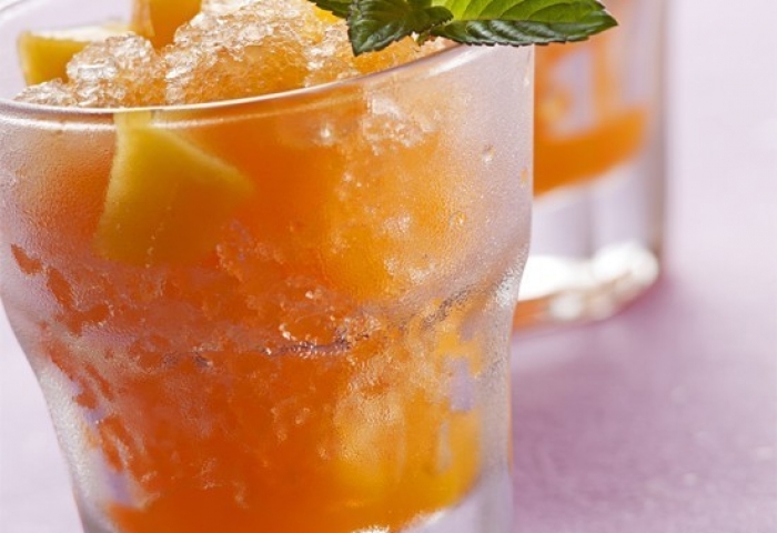 Granita di pesche alla menta