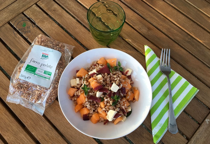 Insalata di farro, bresaola e melone alla menta