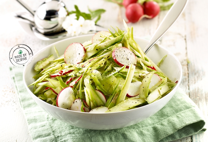 Insalata di ravanelli e asparagi marinati allo zenzero