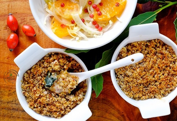Mini crumble di cannellini e cavolo nero con indivia, arancia e finocchio