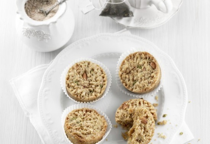 Mini-sbrisolona con farina di riso, miglio, mandorle e pistacchi