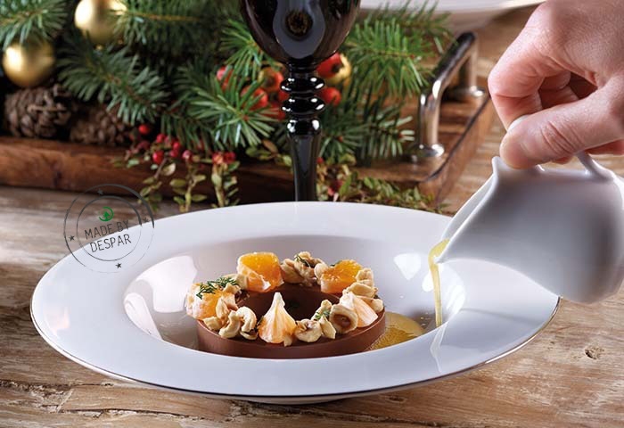 Mousse alla nocciola e cioccolato, clementina e cardamomo