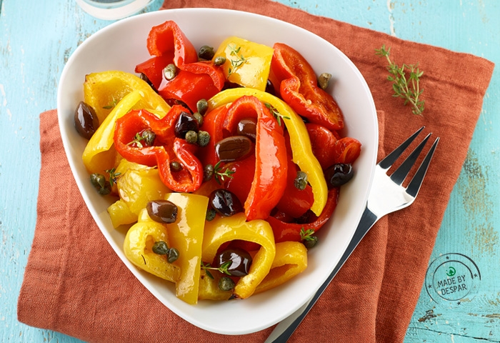 Peperoni saltati con capperi e olive taggiasche