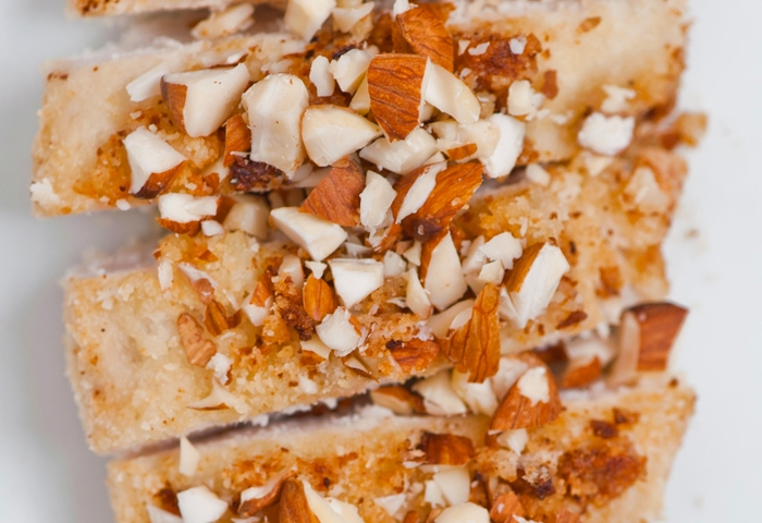 Pollo al forno con le mandorle