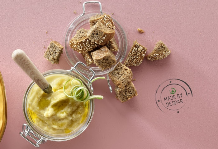 Porro in crema con alici e burro da centrifuga