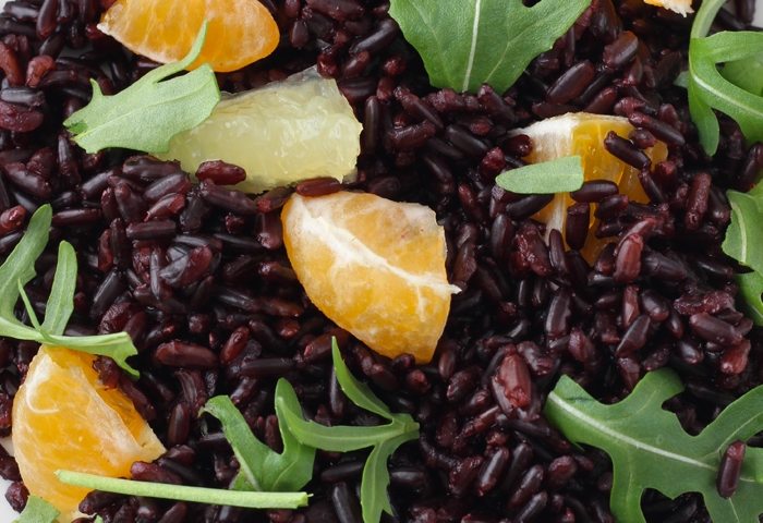 Riso Venere con agrumi e rucola