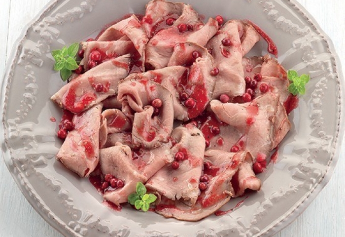 Roastbeef con salsa di ribes rossi