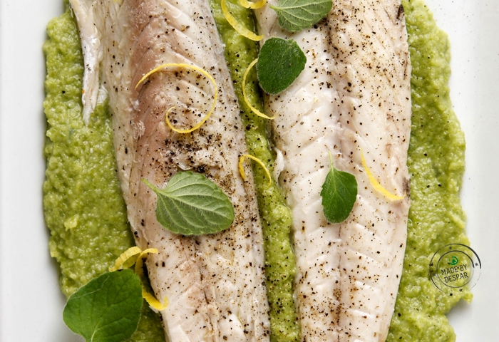Sgombro al vapore con emulsione ai fagiolini