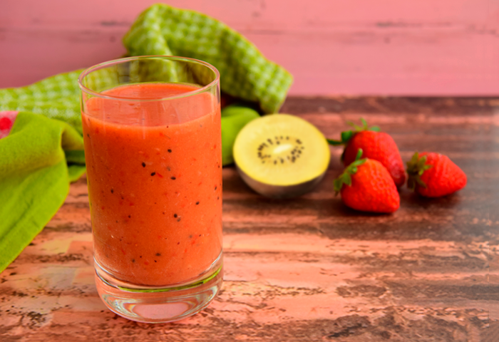 Smoothie con Zespri® SunGold, Mango e Fragole