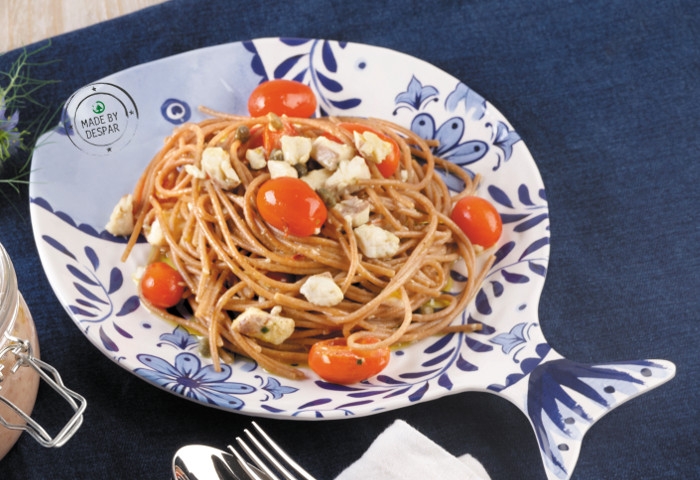Spaghetti di farro con ragù di spigola