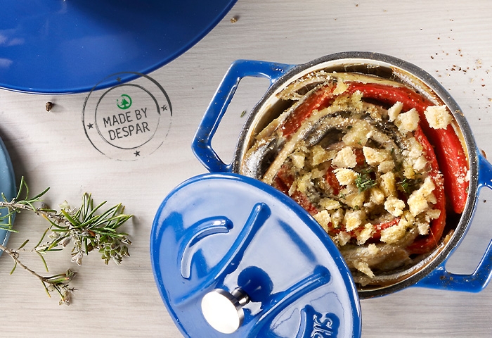 Terrina gratinata di alici, peperoni e capperi
