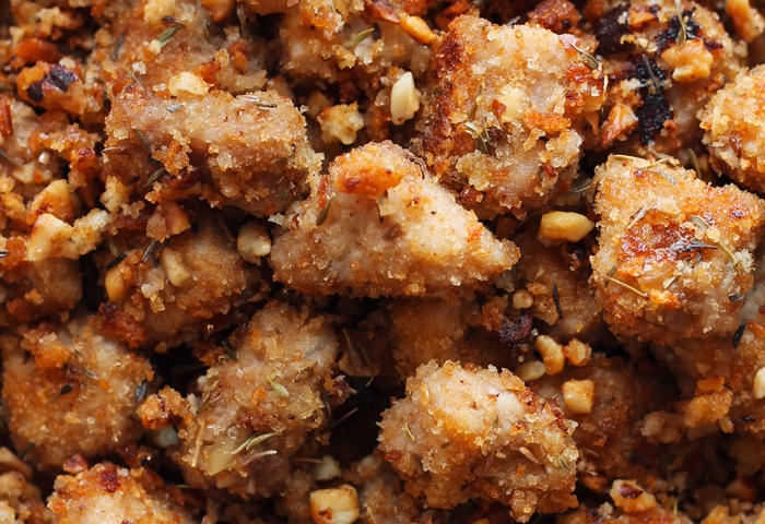 Vitello con nocciole e timo