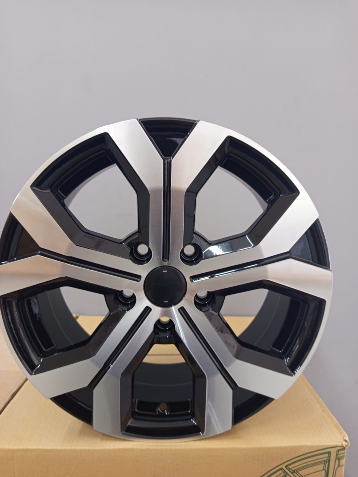 6,5X16 5X114,3 ET35 66,1 BD