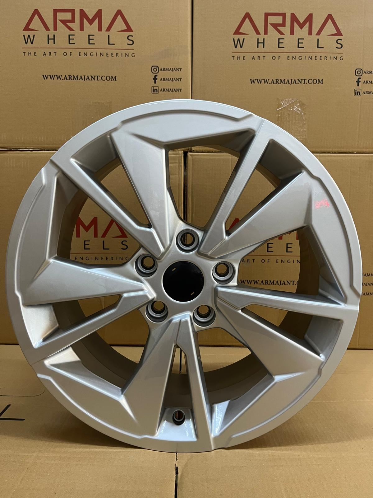 7X17 5X114,3 ET41 73,1 SILVER