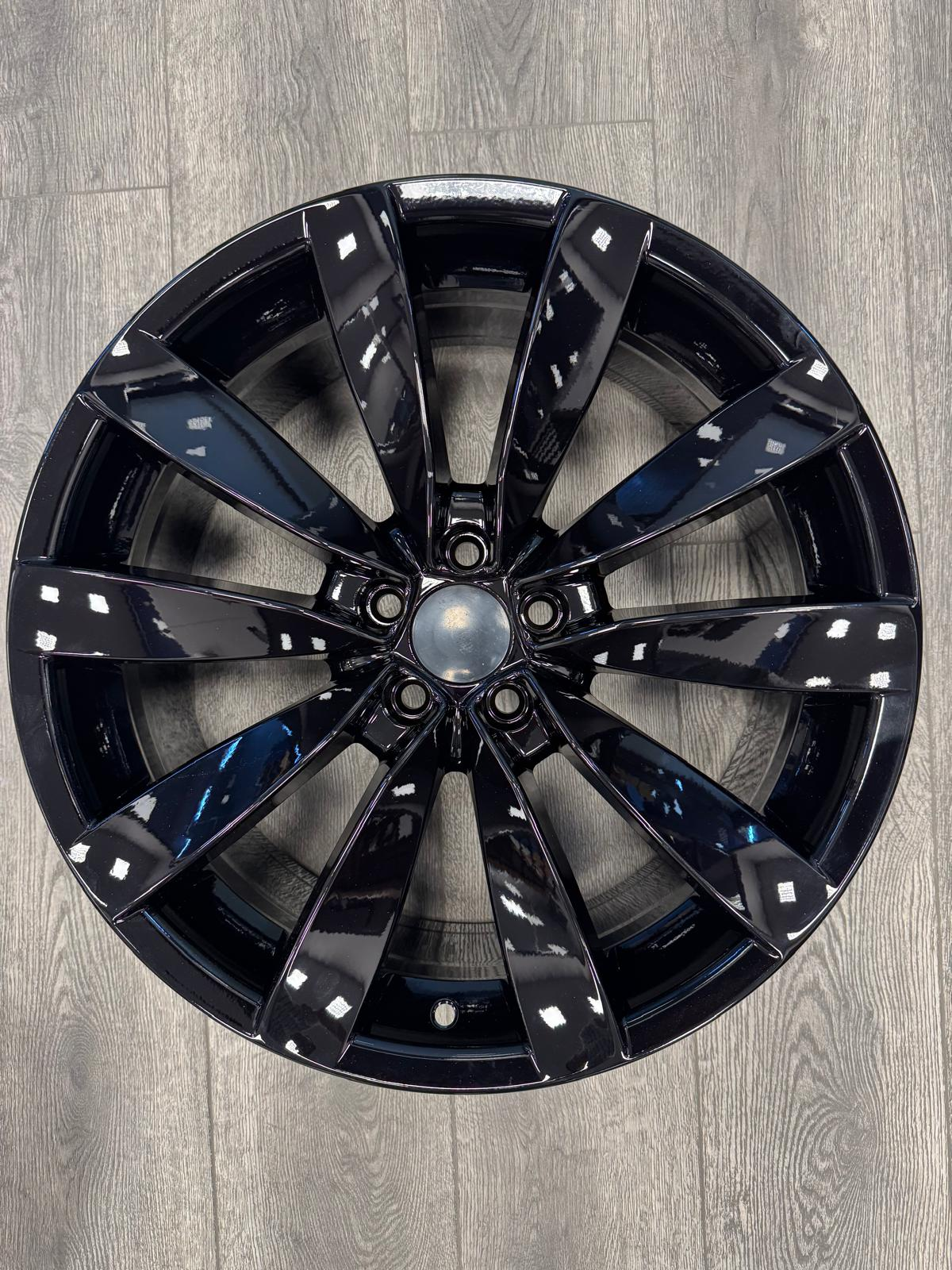 FD 18" 5X100 GLOSS BLACK jant