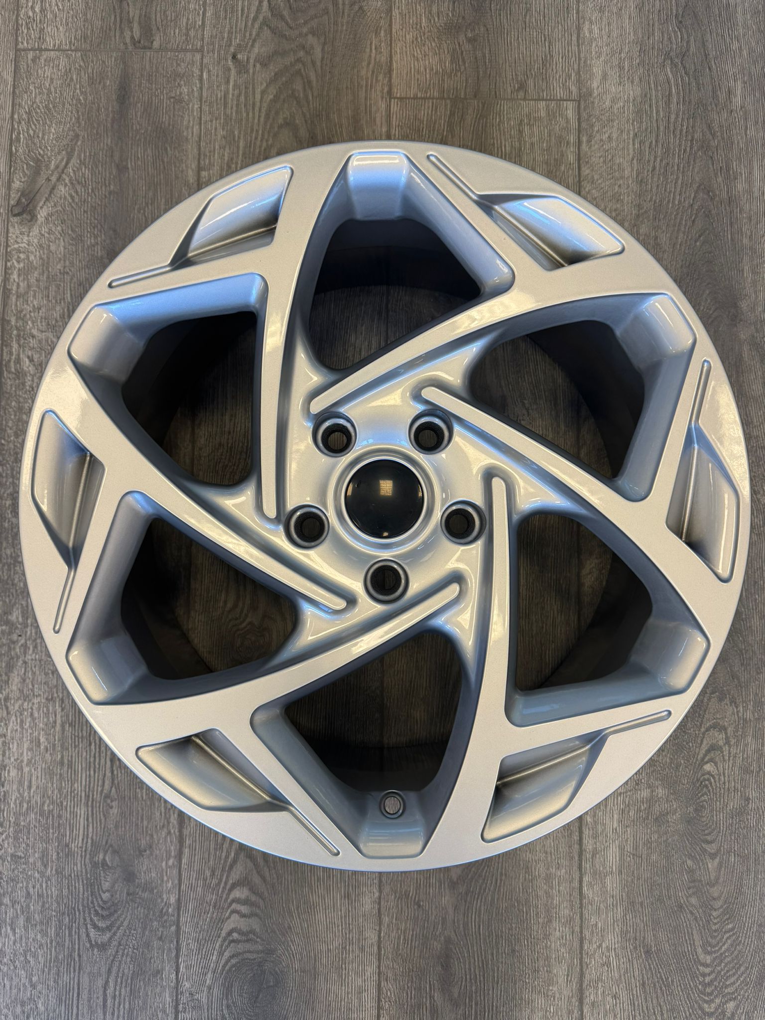 7,5X17 5X120 ET35 67,1 SILVER