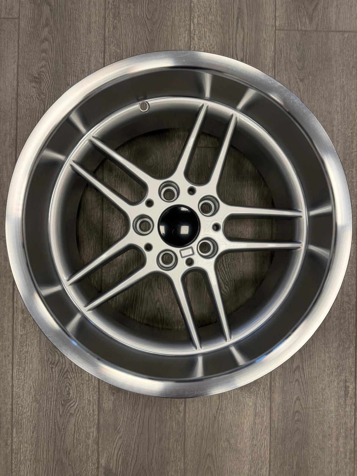 10X18 5X120 ET15 74,1 SLP (ARKA)