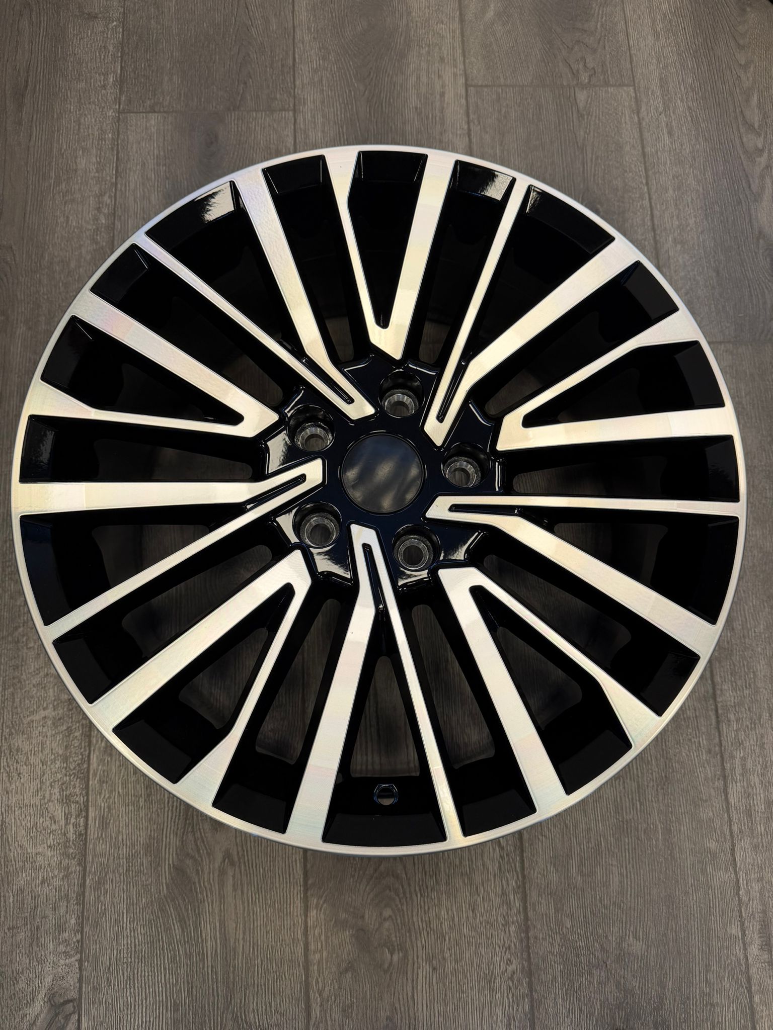 8X18 5X120 ET50 65,1 DBDG