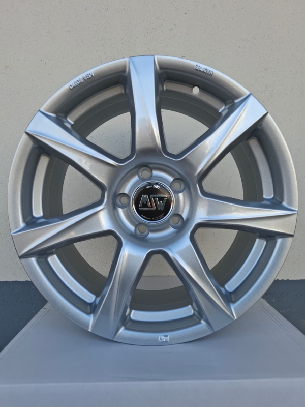 MSW 77 8X18 5X112 ET40 66.6 FULL SILVER