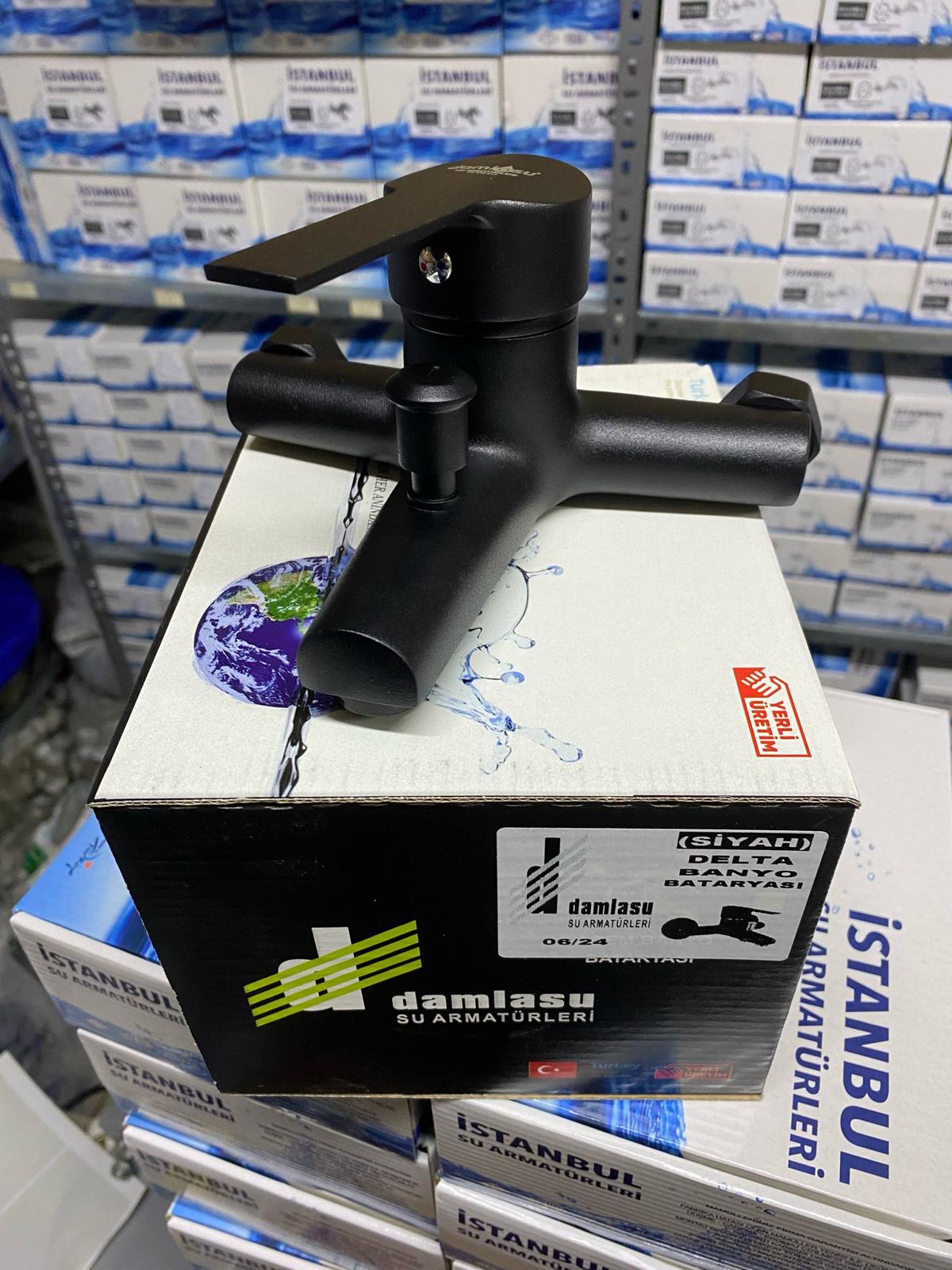 DAMLASU SİYAH MİX BANYO