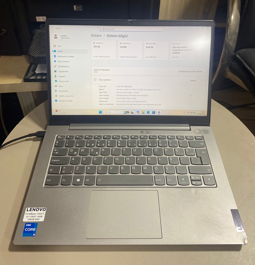 Lenovo ThinkBook 14 G2 ITL 20VD00D6TX 14" i5-1135G7 16GB 256GB SSD Laptop Pc 2.el