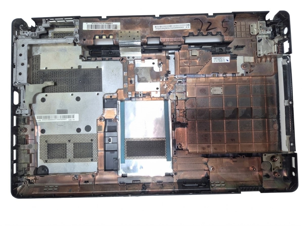 Lenovo ThinkPad E530 Notebook Alt Kasa, Cover