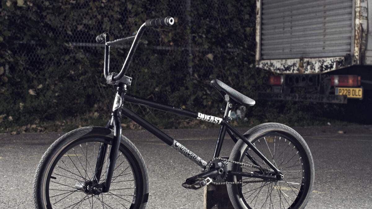 First Look: Tom Sanders and the New United Region Frame | DIG BMX