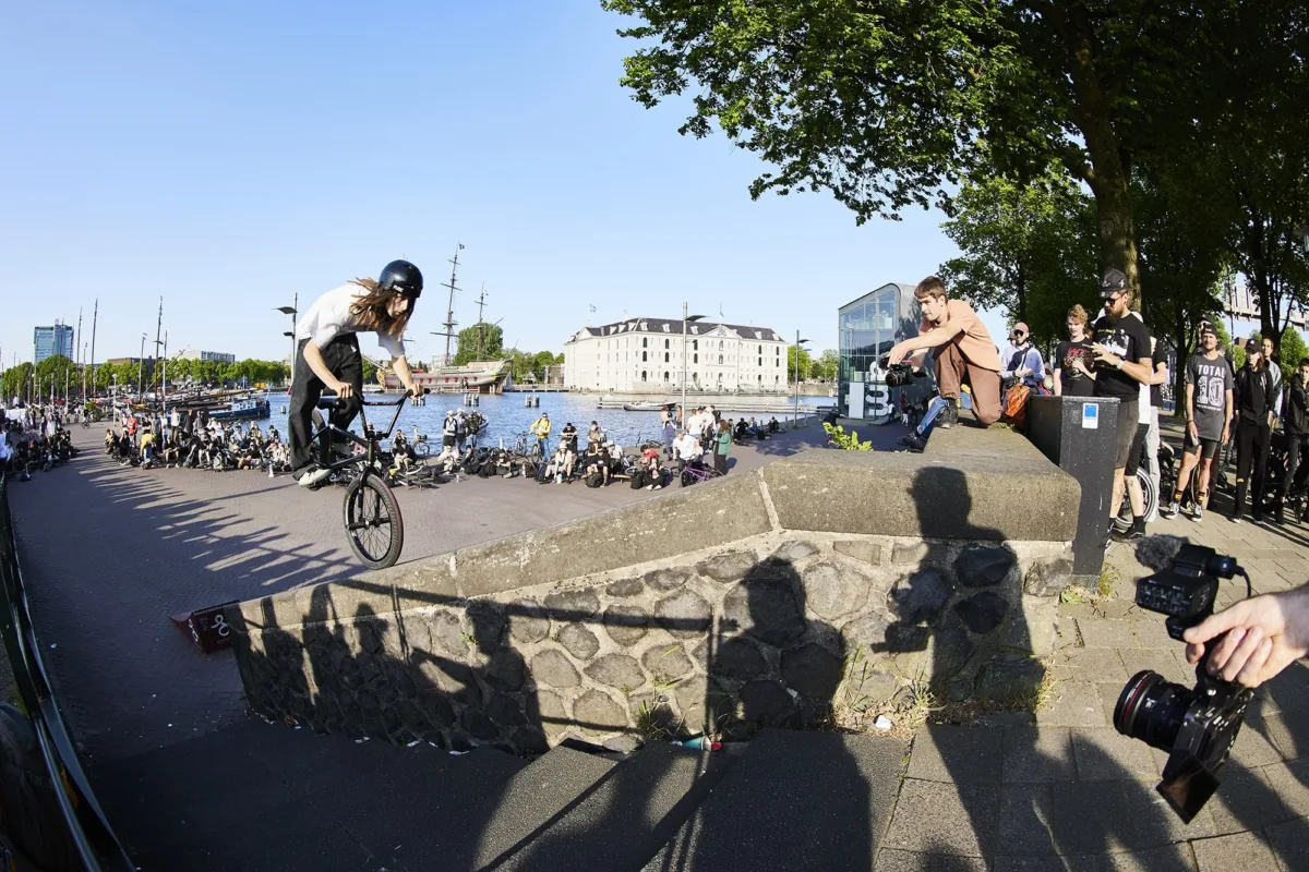 MONSTER AMSTERDAM CASH UP 061
