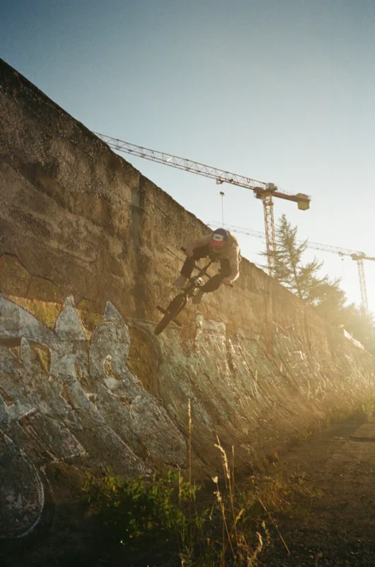3 Volodya Parshin on giant cement quarter in Tbilisi