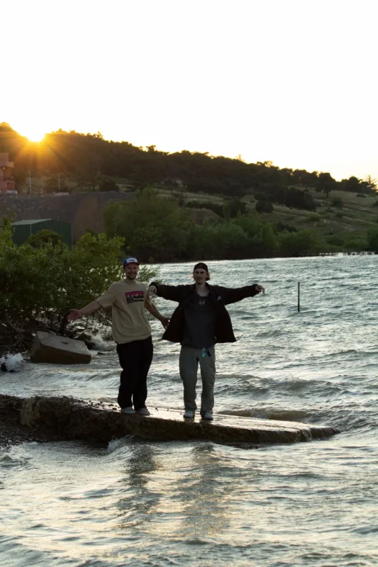 4 Dima and Volodya on the Tbilisi reservoir near cement quarter
