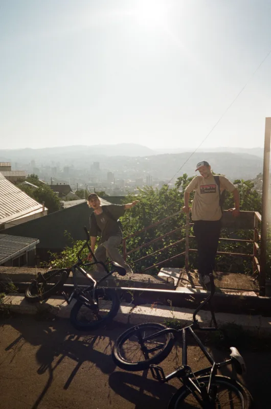 12 Volodya and Dima Onoprienko