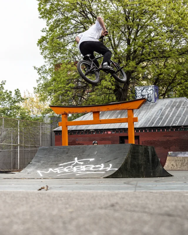 Motobunka Meseroll NYC jam 10