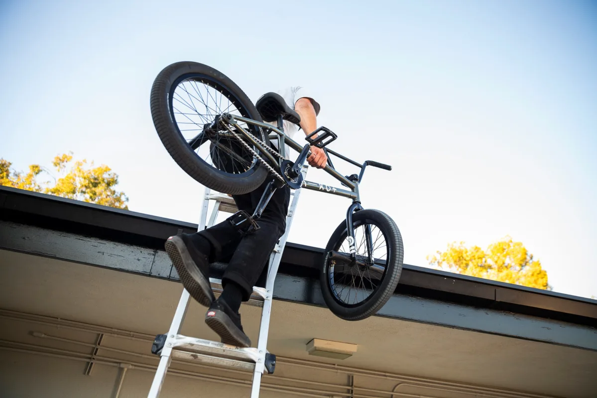 Ho21 Bmx Dennis Enarson Acea Mountain View Roof Fence Gap 015